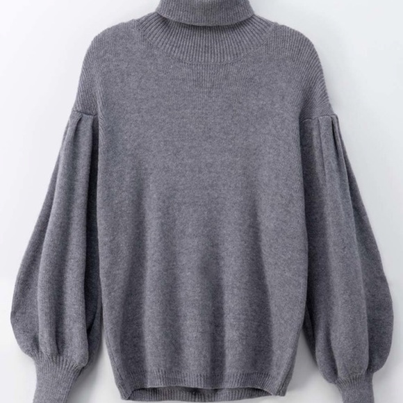 last-  SAHARA Turtleneck Red sweater - Picture 2 of 2